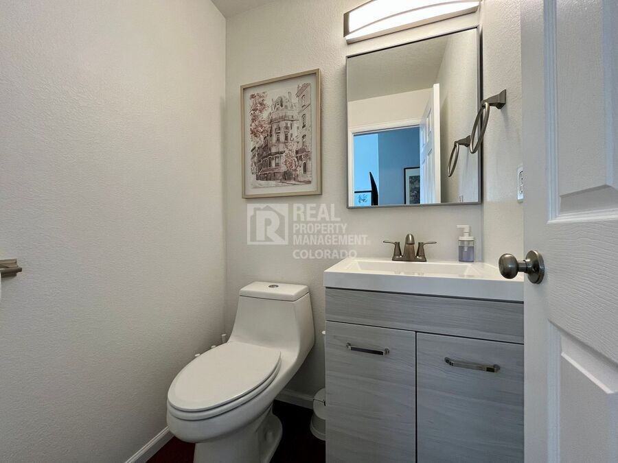 2392 E 127th Dr - Photo 6 of 14