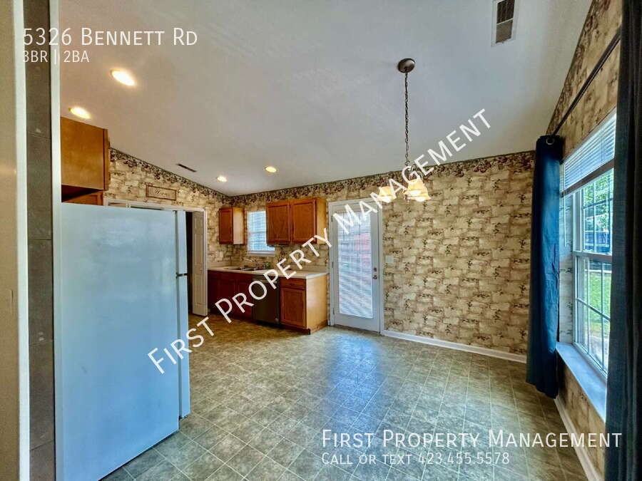 5326 Bennett Rd - Photo 5 of 31