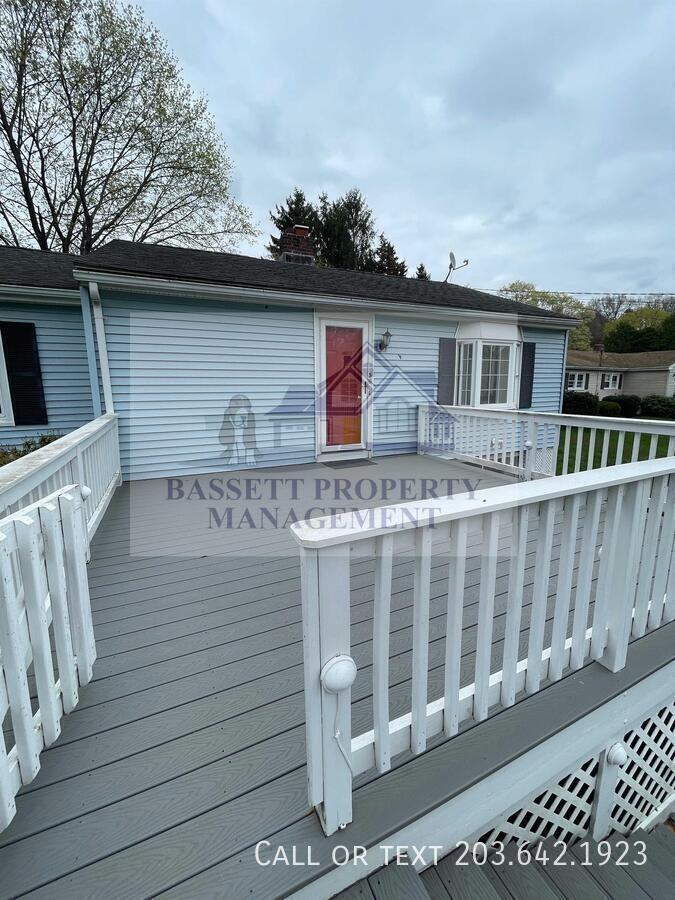 56 Sperry Dr - Photo 4 of 26