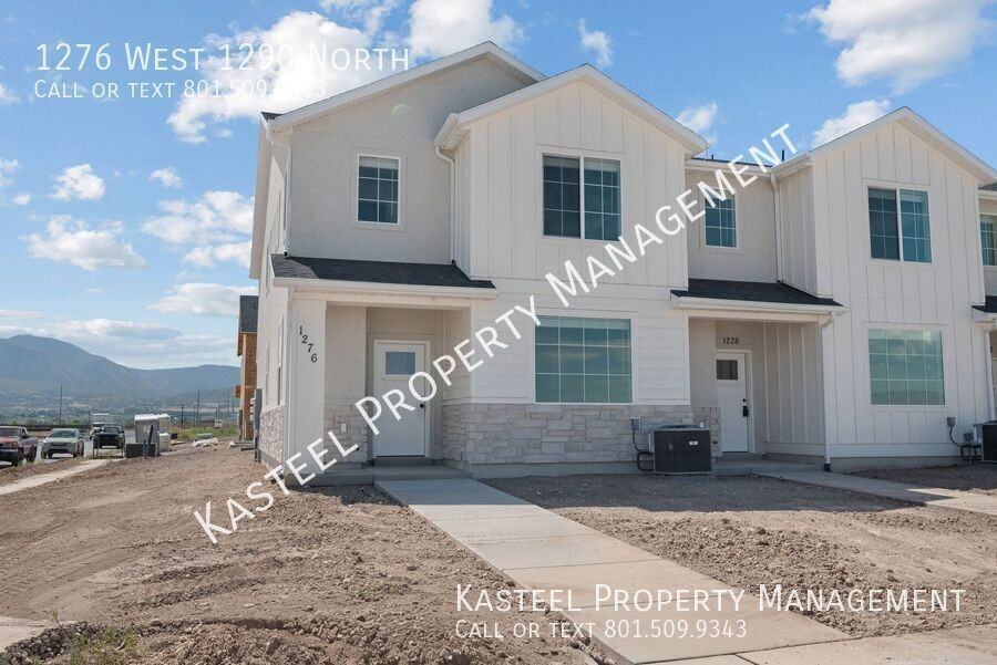 1276 W 1290 N - Photo 2 of 26