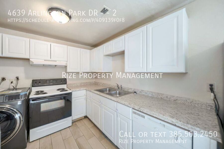 4639 S Arlington Park Dr #2 - Photo 3 of 15
