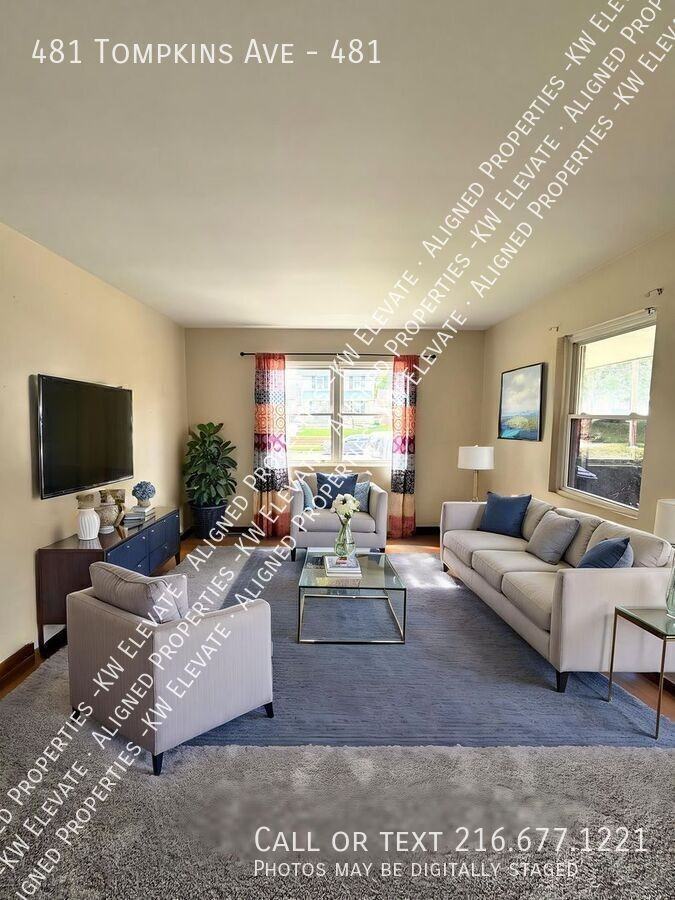 481 Tompkins Ave #481 - Photo 3 of 12