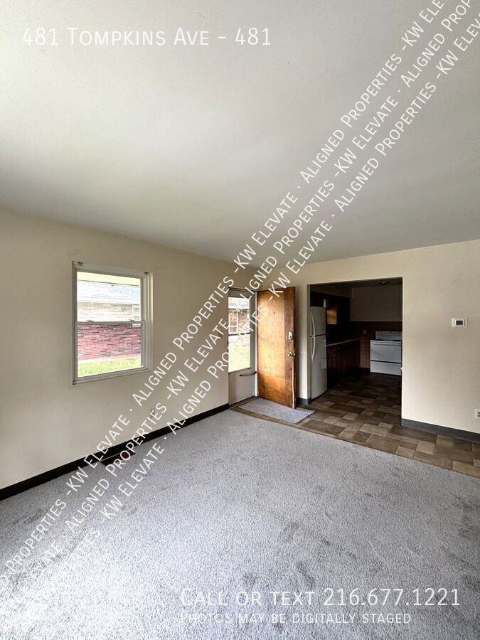 481 Tompkins Ave #481 - Photo 4 of 12
