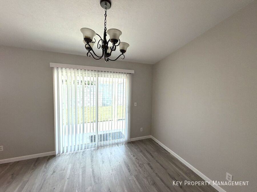 6705 Atwood Ave - Photo 7 of 17