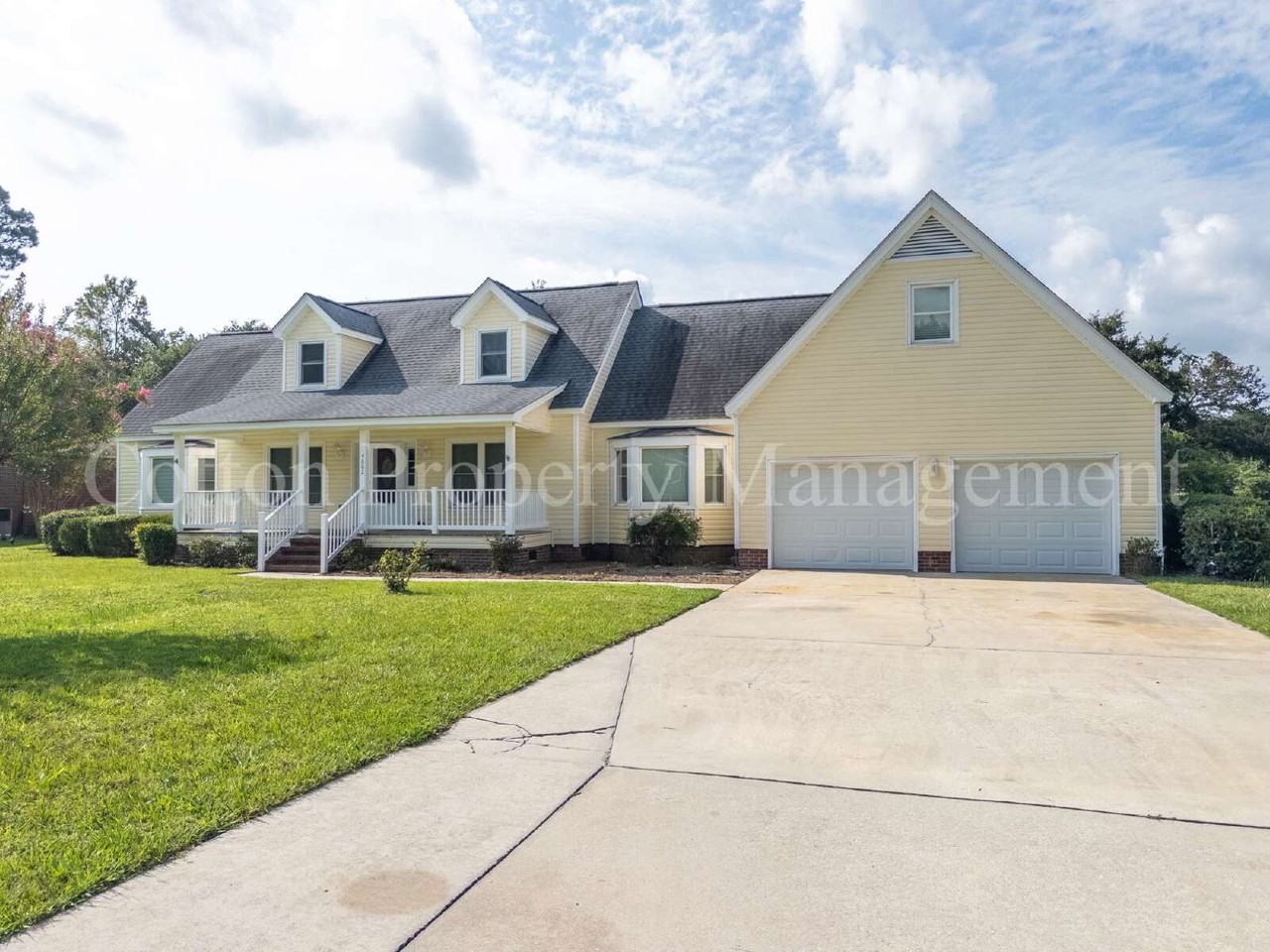 4602 Terry Ln - Photo 5 of 50