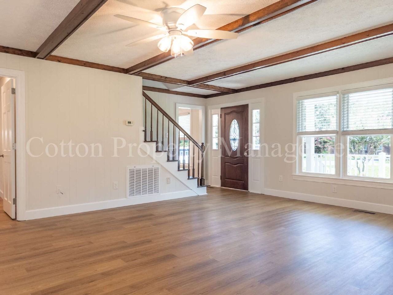 4602 Terry Ln - Photo 7 of 50