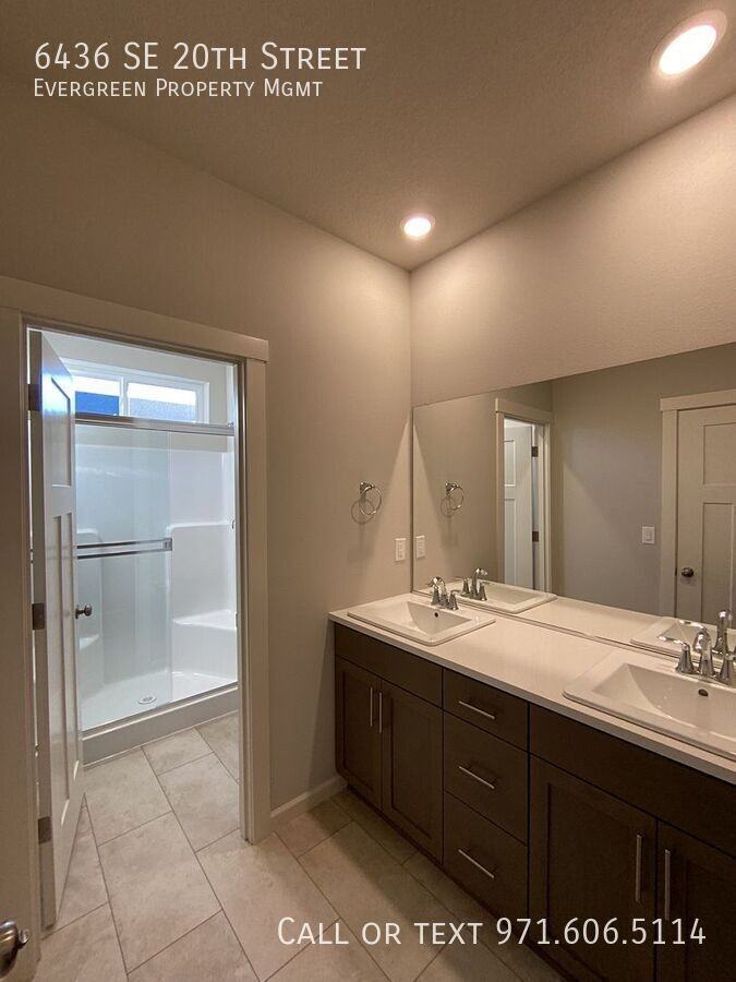 6436 Se 20th St - Photo 6 of 27