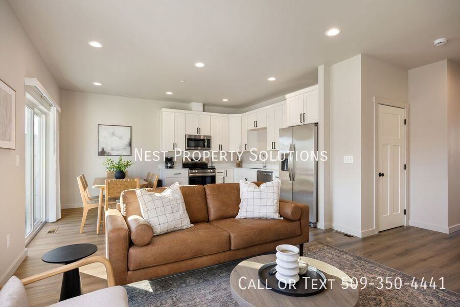 370 Ivy St Ne #E23 - Photo 4 of 20