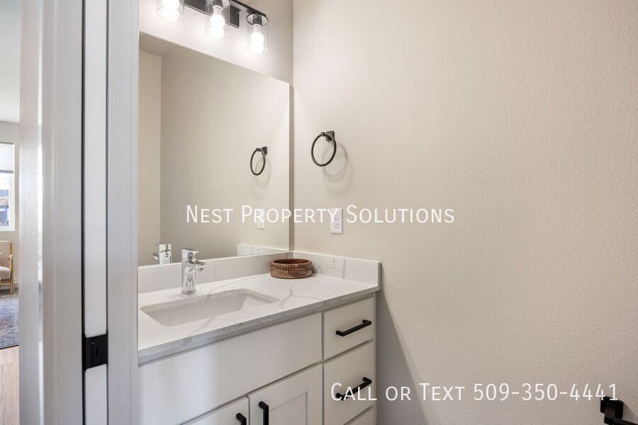 370 Ivy St Ne #E23 - Photo 5 of 20