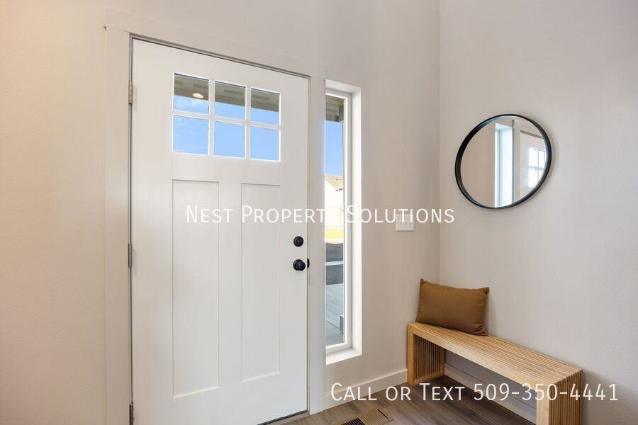370 Ivy St Ne #E23 - Photo 6 of 20