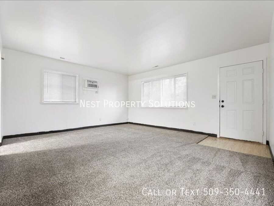 1213 Vandenburg Loop - Photo 3 of 17