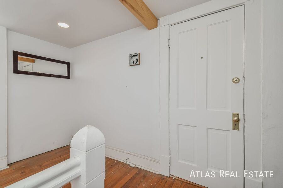 219 Jackson St #3 - Photo 5 of 18