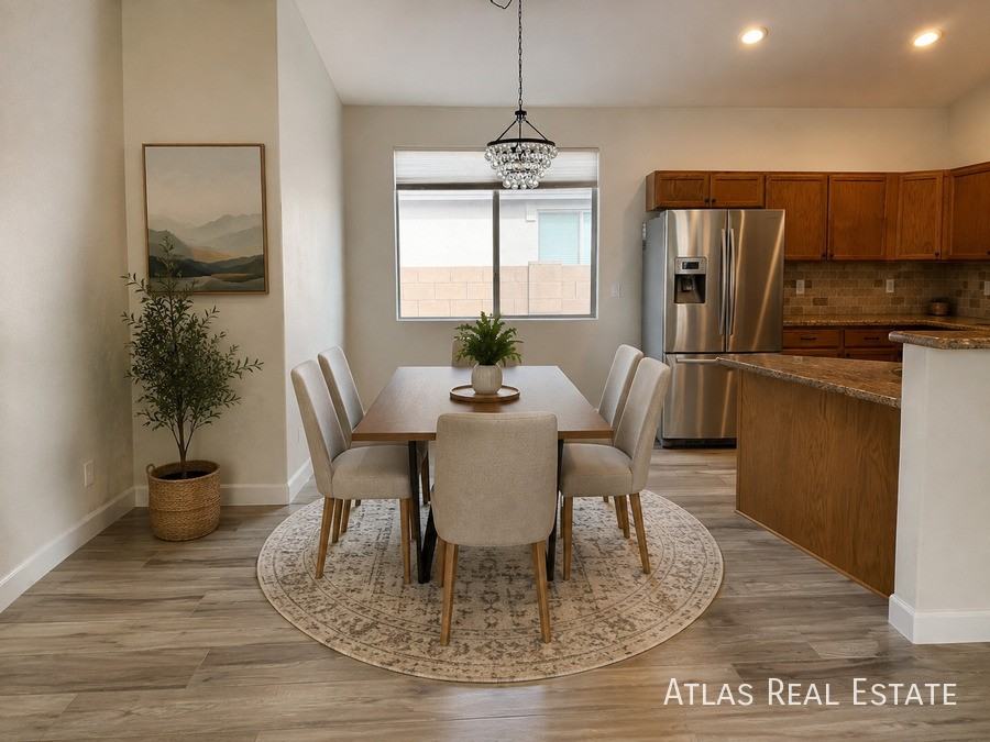 17044 W Bristol Ln - Photo 7 of 50