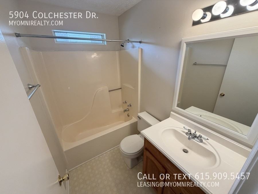 5904 Colchester Dr - Photo 5 of 24