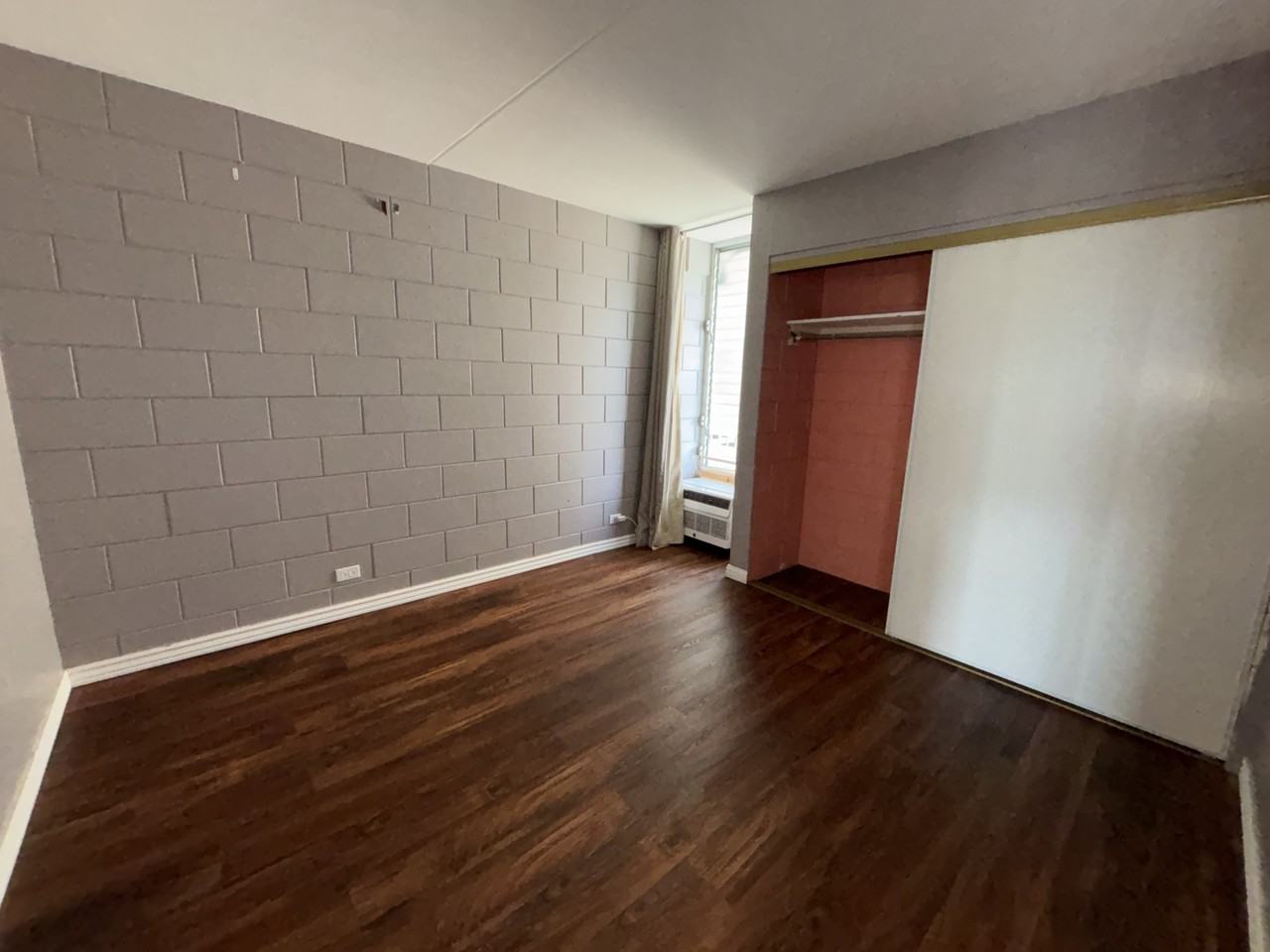 1320 Alexander St #801 - Photo 7 of 17