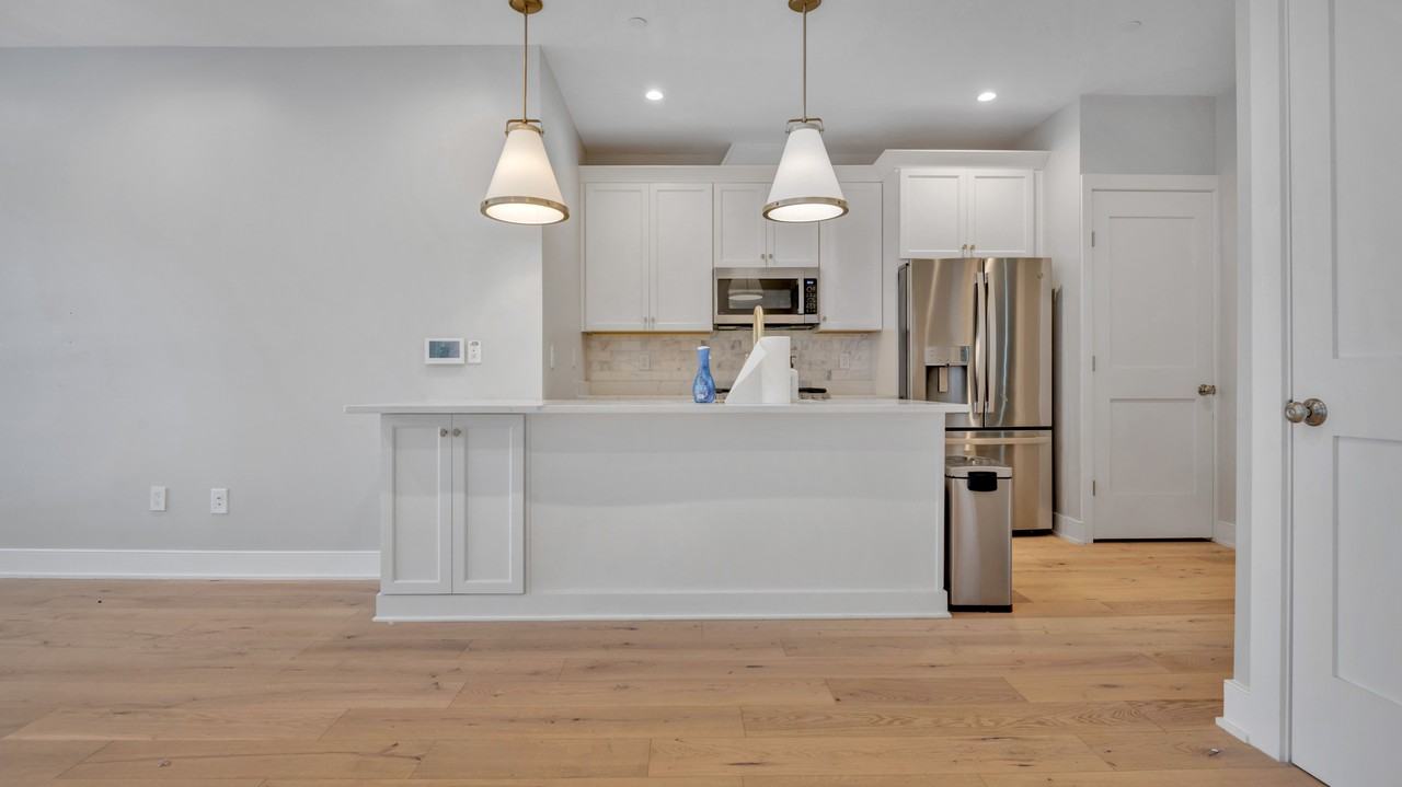 5305 Connecticut Ave Nw #4 - Photo 4 of 14