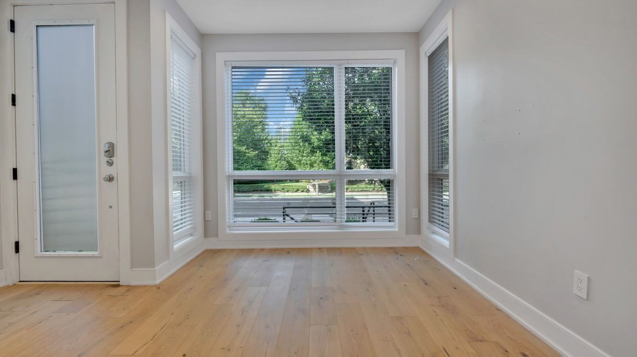 5305 Connecticut Ave Nw #4 - Photo 6 of 14