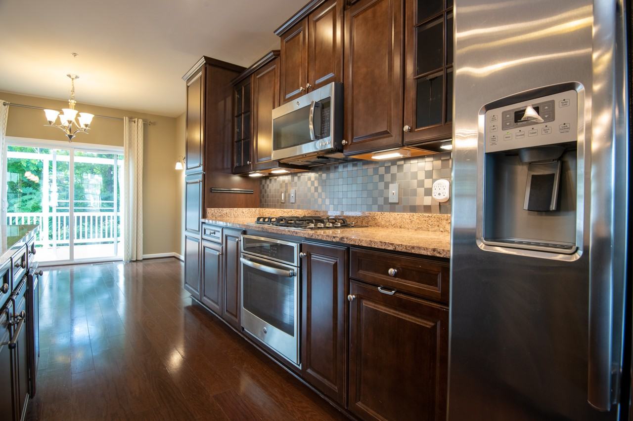3604 Doc Berlin Dr - Photo 3 of 40