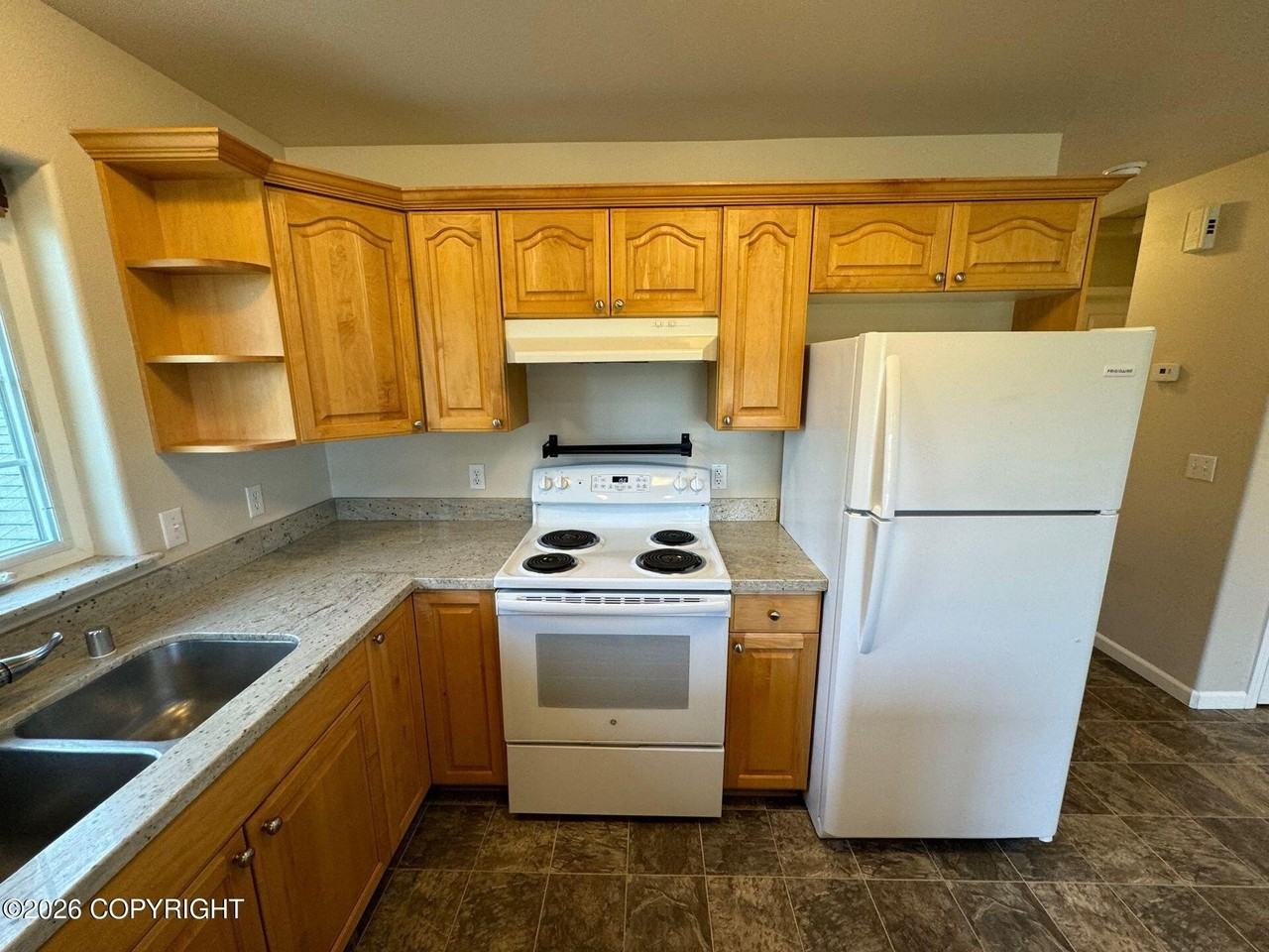 8064 W Donna Marie Ln #3 - Photo 6 of 15