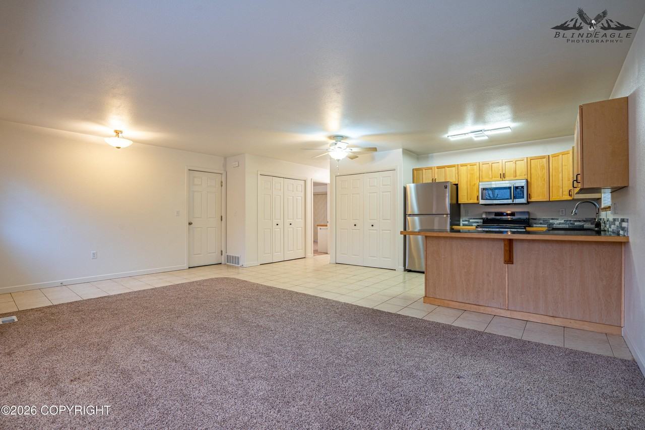 1290 N Hoka Hay Cir #2 - Photo 2 of 19