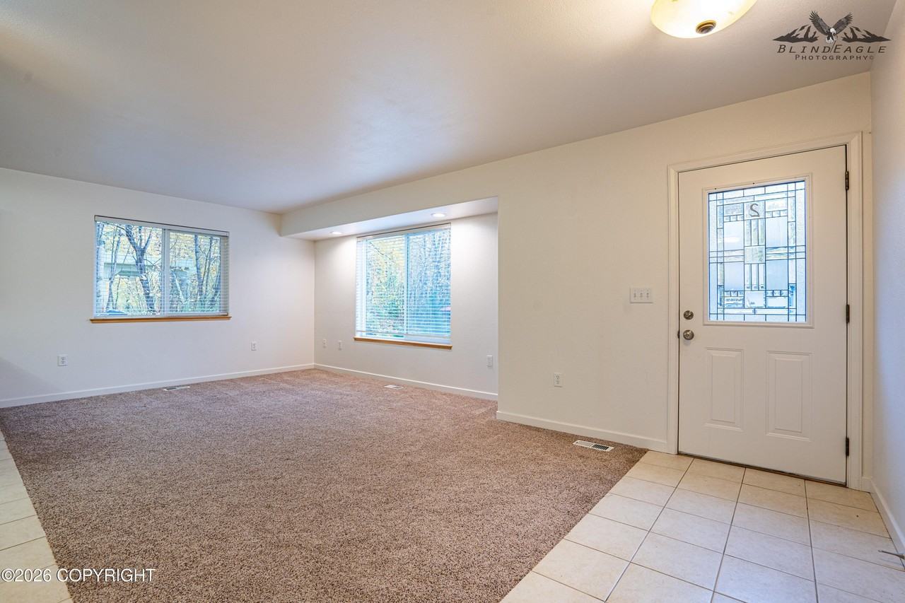 1290 N Hoka Hay Cir #2 - Photo 3 of 19