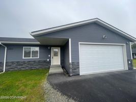 featured image of 1551 N Tinitun Cir #B