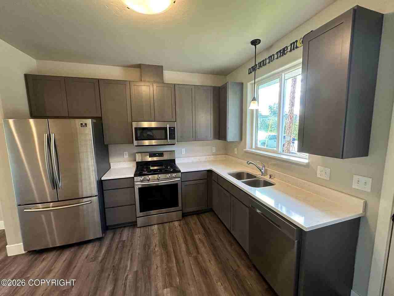 1167 E Westpoint Dr #3 - Photo 3 of 23