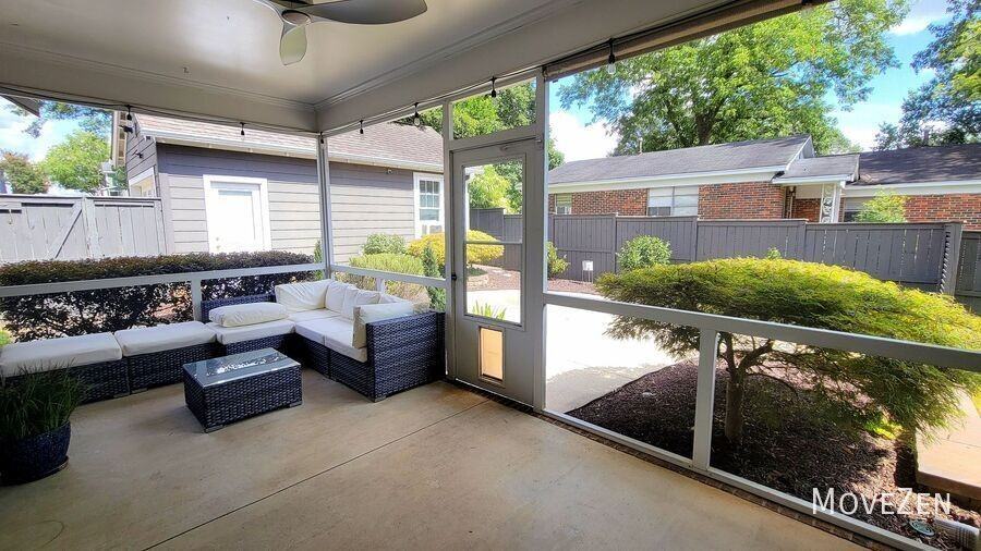 210 Pinckney St - Photo 4 of 50