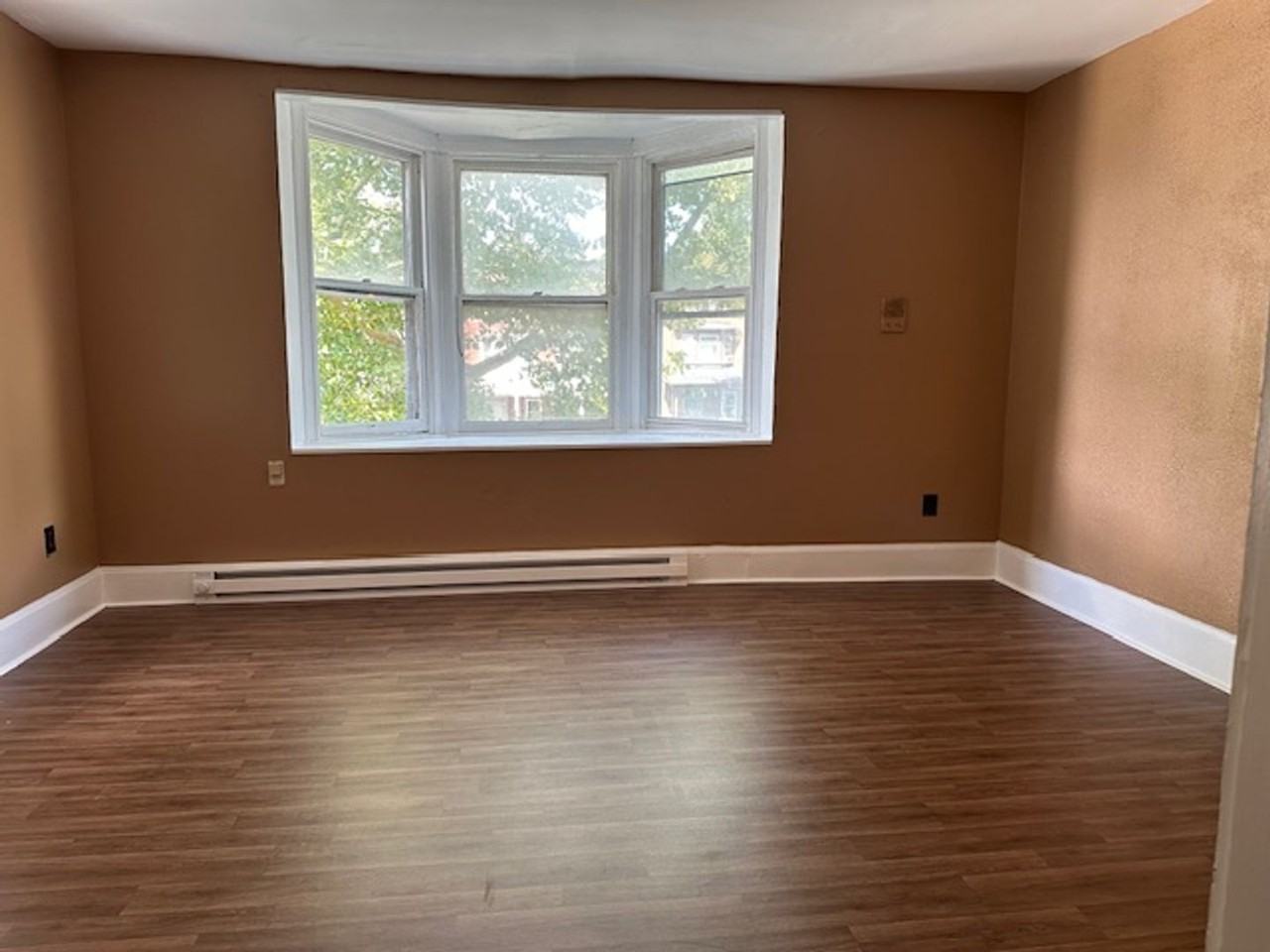1713 State St #2 - Photo 3 of 9