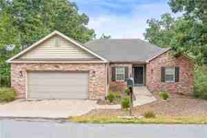 featured image of 36 Westbury Dr