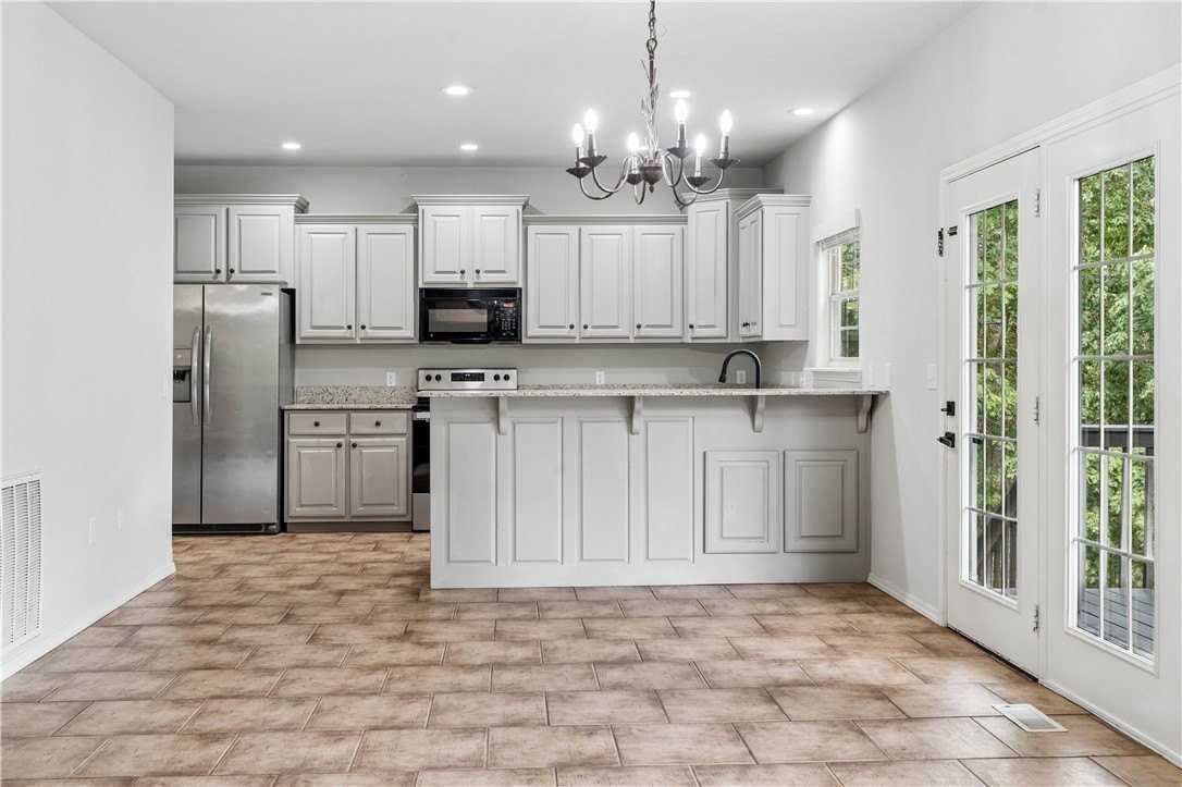 36 Westbury Dr - Photo 6 of 24