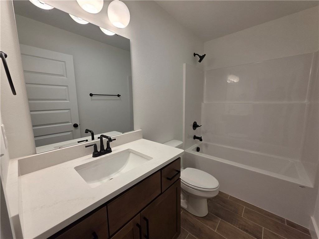 8760 Sunspire Ln - Photo 7 of 23