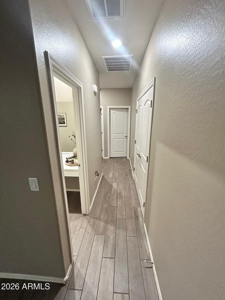 2710 N Mulberry Pl - Photo 5 of 13