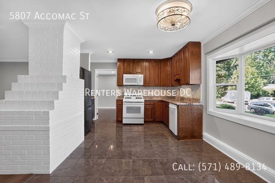 5807 Accomac St - Photo 4 of 18