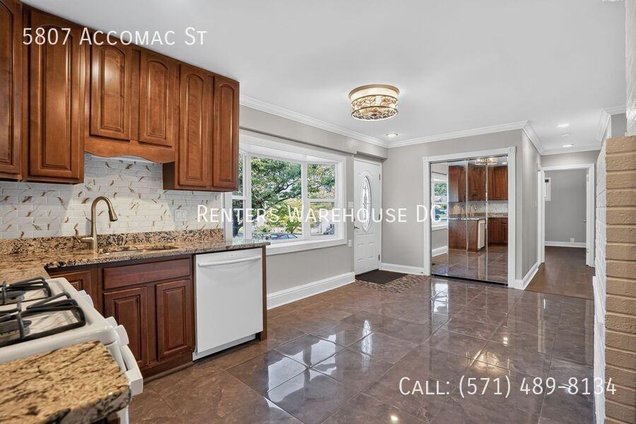 5807 Accomac St - Photo 5 of 18
