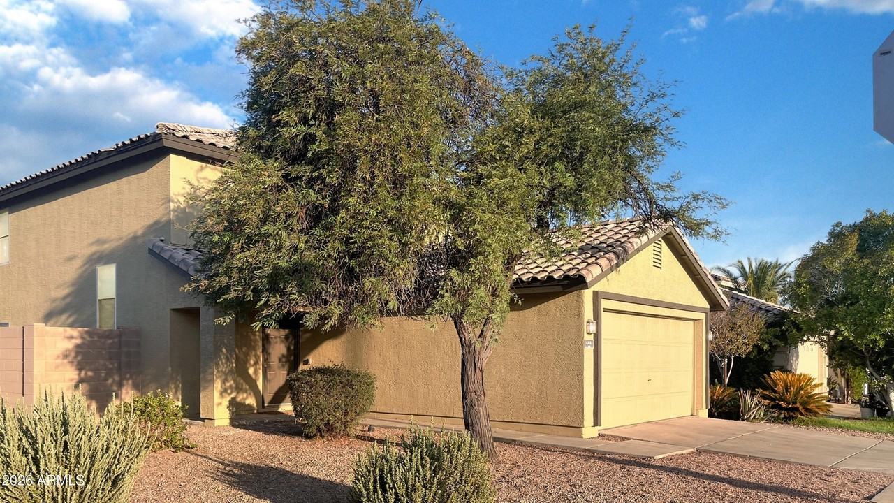 4441 N 111th Ln - Photo 2 of 20