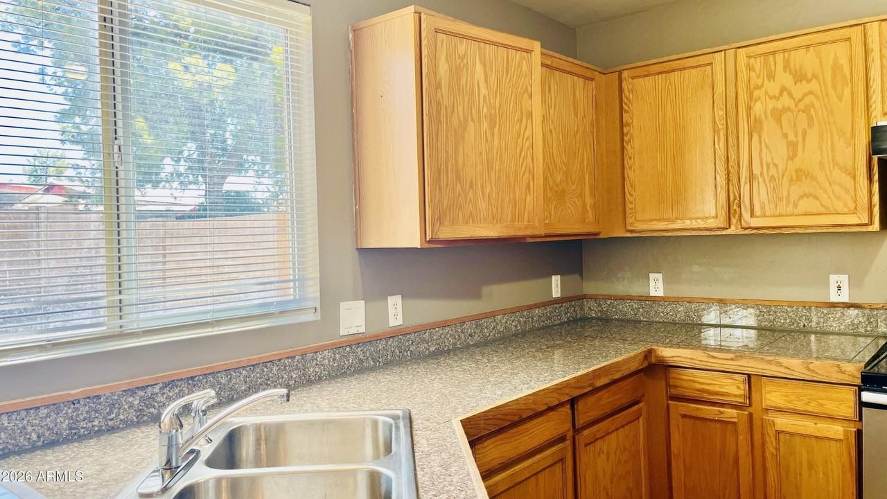 4441 N 111th Ln - Photo 7 of 20