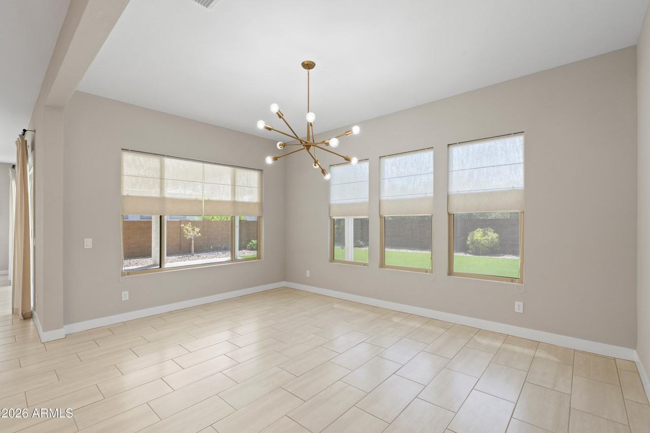 3005 E Herrera Dr - Photo 3 of 28