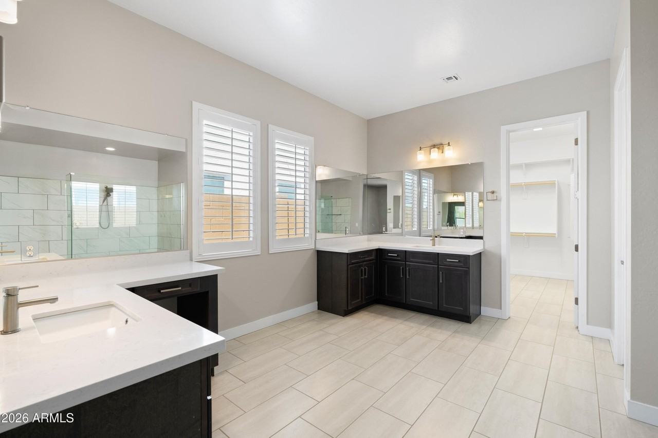 3005 E Herrera Dr - Photo 6 of 28