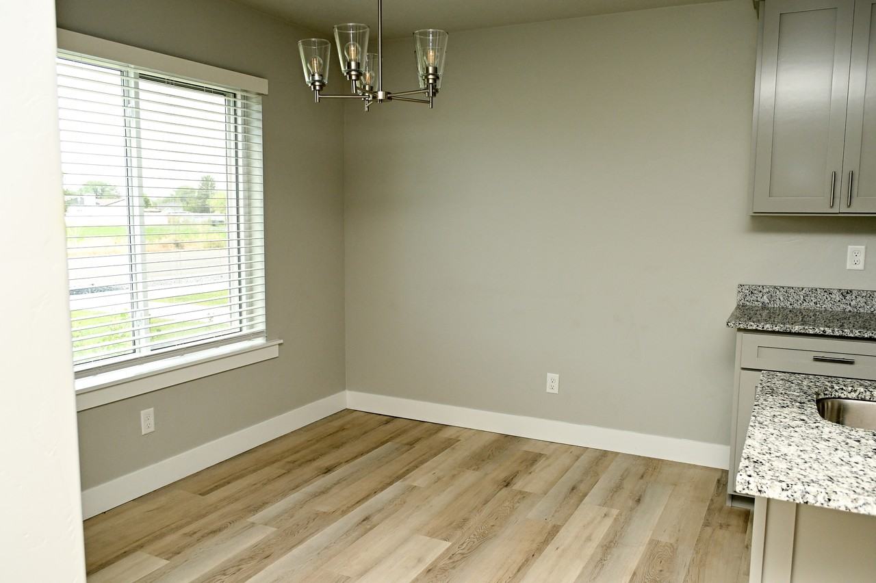2221 S 1180 W #1 - Photo 5 of 22
