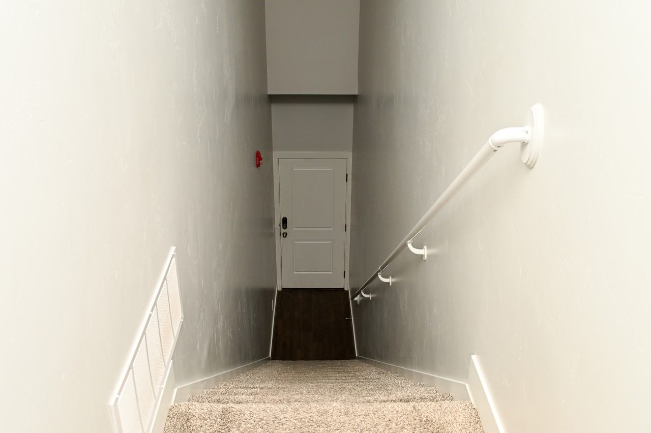 1593 N 160 W - Photo 4 of 16