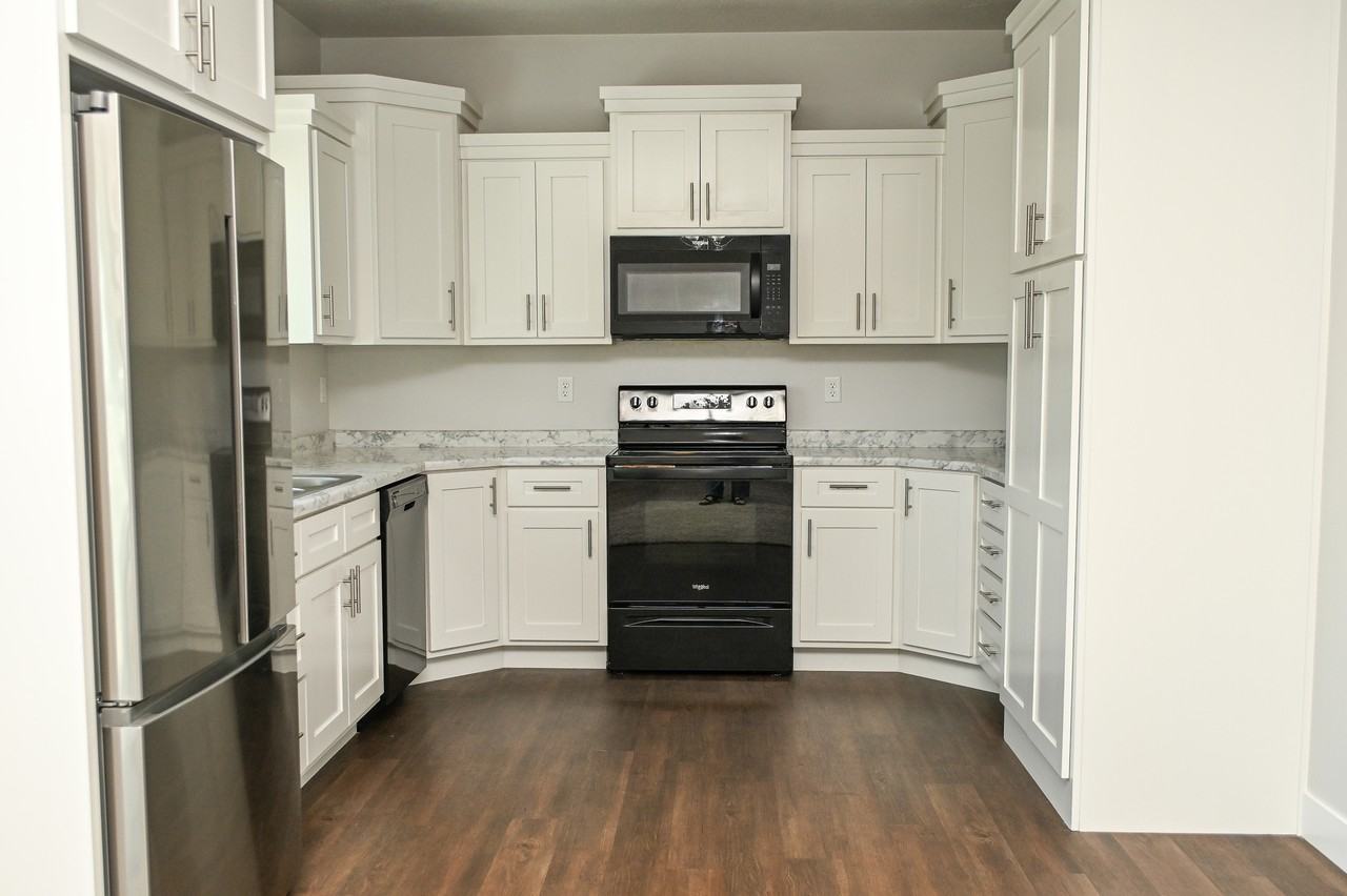 1593 N 160 W - Photo 6 of 16