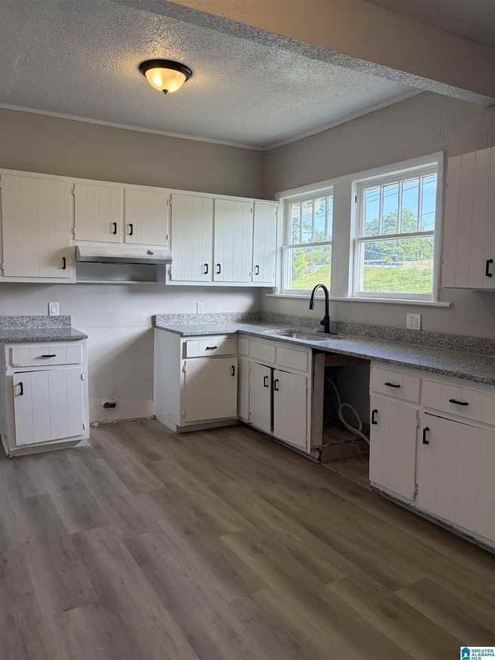 8044 5th Ave N - Photo 7 of 14
