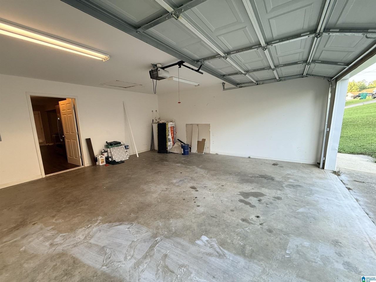 105 Hills Mine Ave - Photo 3 of 19