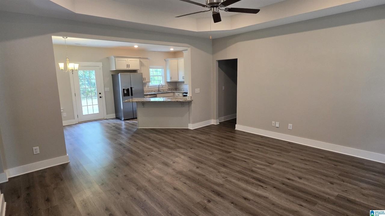 1865 Deborah Dr - Photo 2 of 13