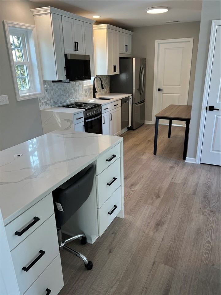 1651 Empire Blvd #3 - Photo 5 of 17