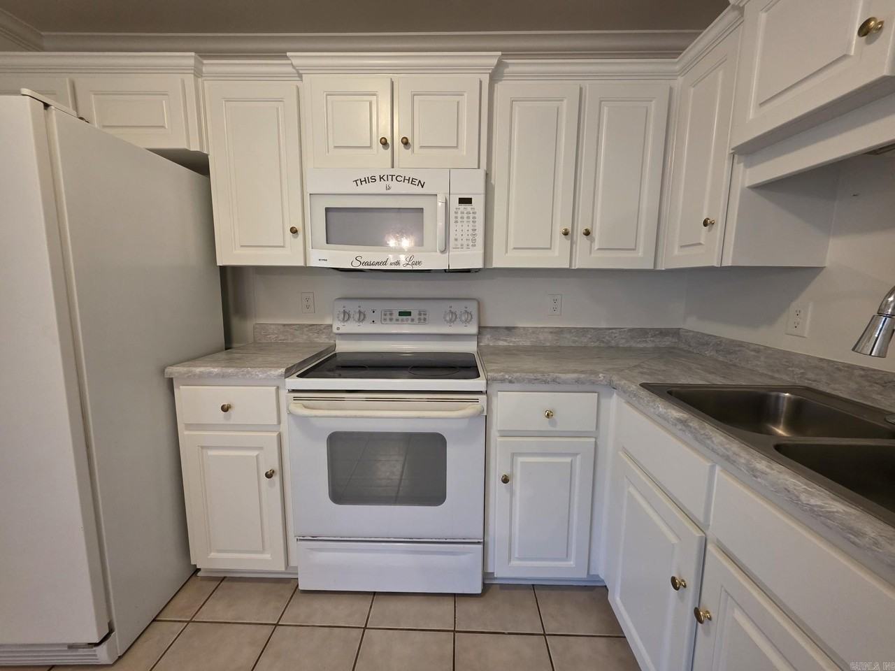 26 Stonewood Dr - Photo 7 of 21