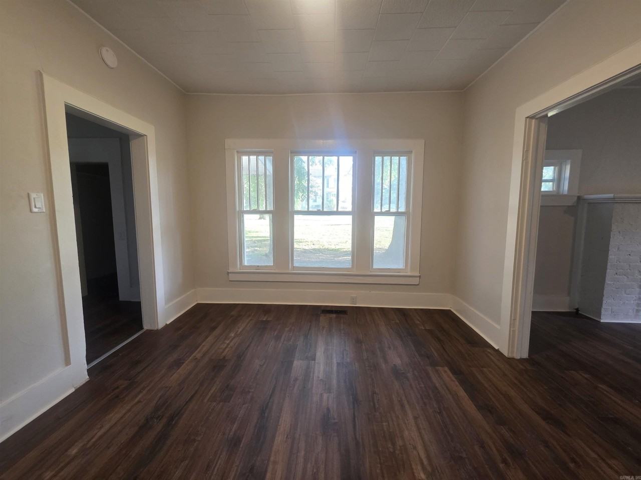 609 N Morrill St - Photo 3 of 15