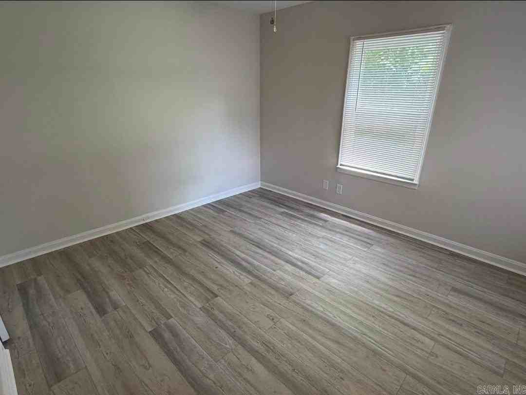 2205 S Martin St - Photo 5 of 9