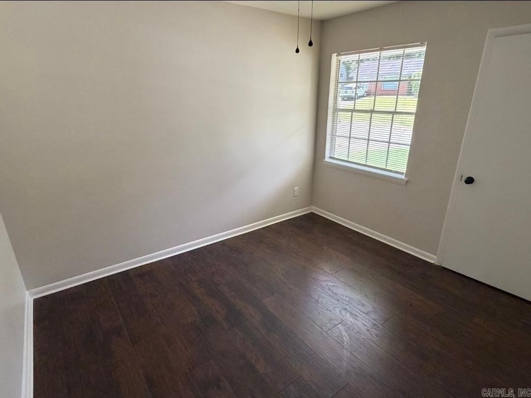 8 Glendale Dr - Photo 6 of 8